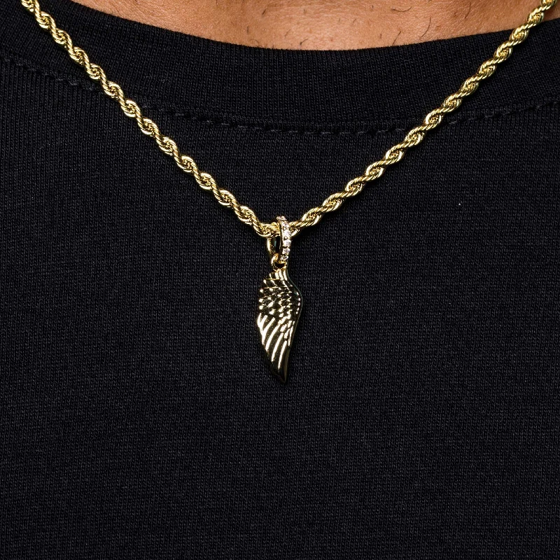 Micro Wing Pendant in Yellow Gold